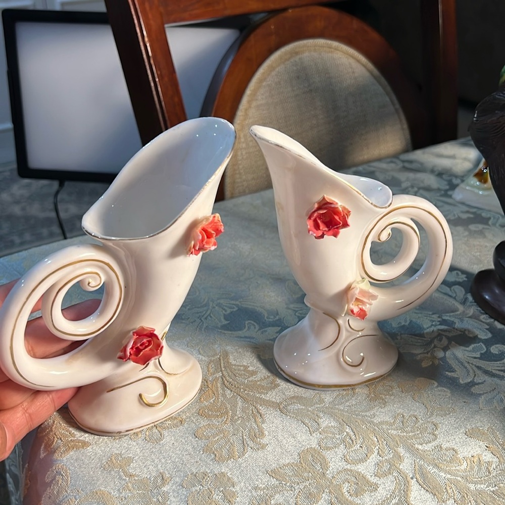 Tuba cerámica figurines pair